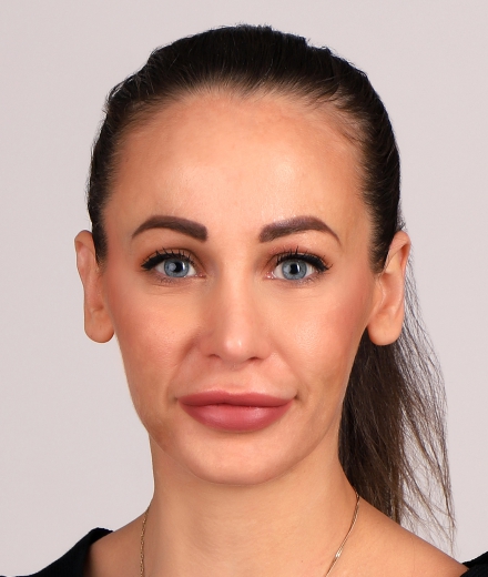 Exklusiv-Beraterin Erika