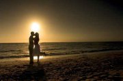 Die Anziehung Foto: © Creativa Images @ Fotolia Die Anziehung Foto: © Creativa Images @ Fotolia