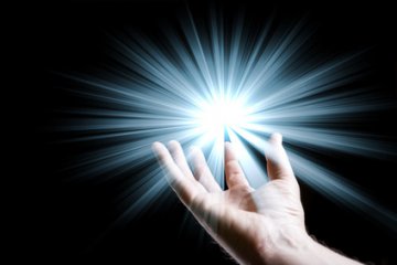Hausreinigung - schlechte Energien entfernen Foto: © Alexey Stiop @ Fotolia