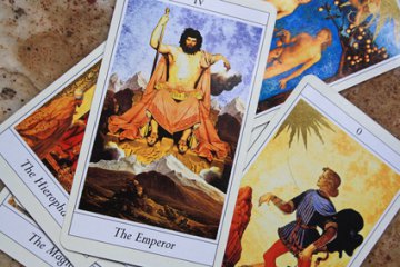 Das Crowley Tarot als Fenster zur Seele nutzen  Foto: &copy;  Prakram Gurung @ Fotolia