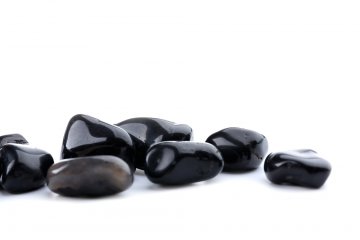 Der Onyx – ein kraftvoller Stein, der beflügelt Der Onyx – ein kraftvoller Stein, der beflügelt  Foto: ©  Africa Studio @ shutterstock