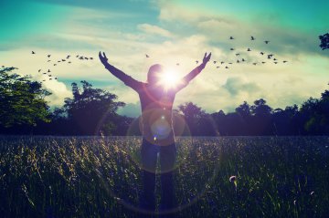 Entrümpeln für mehr Leichtigkeit, Lebensfreude und Lebensqualität  Foto: &copy;  BABAROGA @ shutterstock