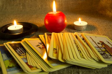 Die tiefere Bedeutung der Tarotkarte Der Tod (Rider-Waite) Foto: © Zvereva Tatiana @ shutterstock