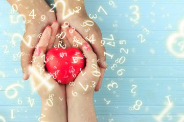 Numerologie der Liebe: Lebenszahlen in der Beziehung Foto: © Nikolay.jpeg @ AdobeStock